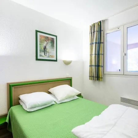 Bel Vue Sur Piscine 1 Fermee Et 1 Espace Cabine Apartamento Saint-Raphaël